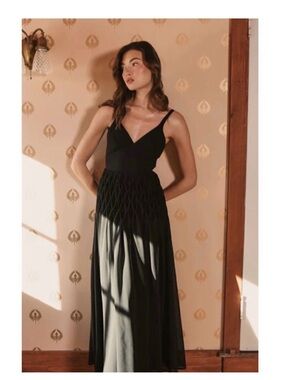 NEW HUTCH chapman Diamond Pleated Hip maxi dress in black Sz S